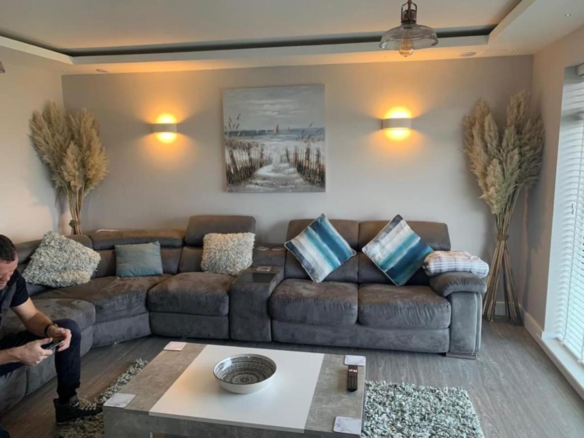 3 Bedroom Deganwy Sea View Beach House Ll31 エクステリア 写真