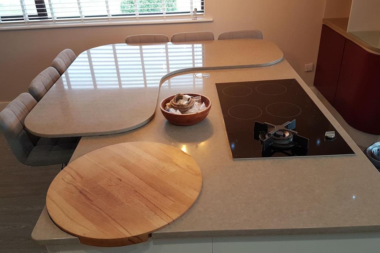 3 Bedroom Deganwy Sea View Beach House Ll31 エクステリア 写真