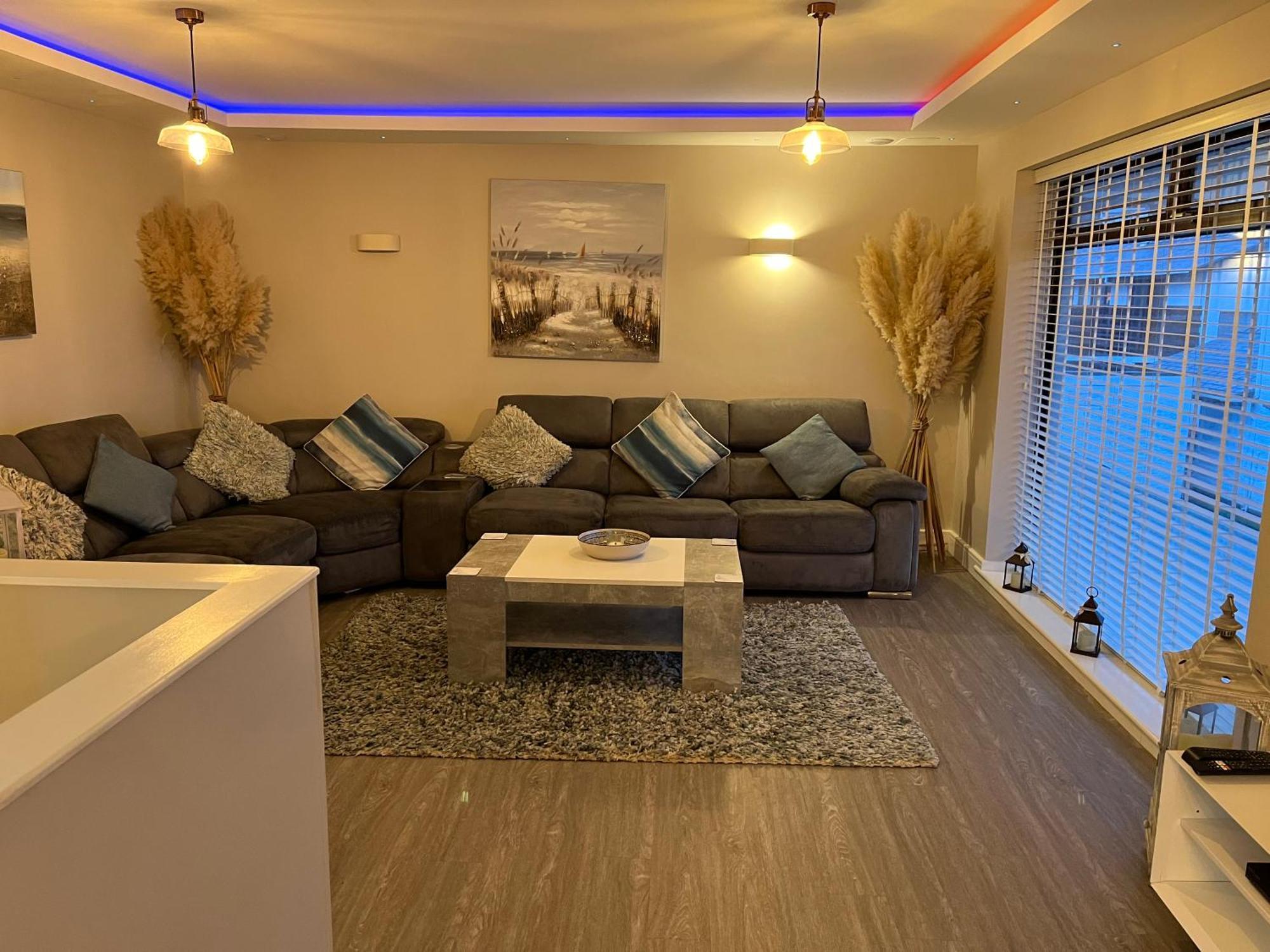 3 Bedroom Deganwy Sea View Beach House Ll31 エクステリア 写真