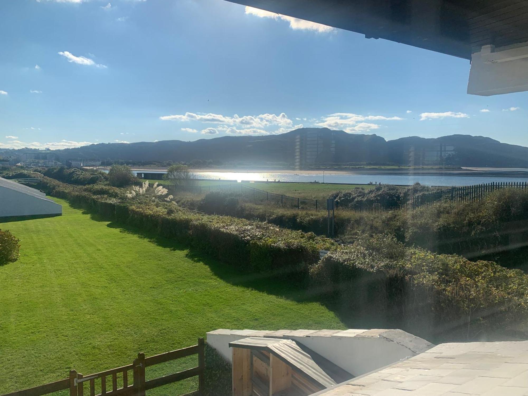 3 Bedroom Deganwy Sea View Beach House Ll31 エクステリア 写真
